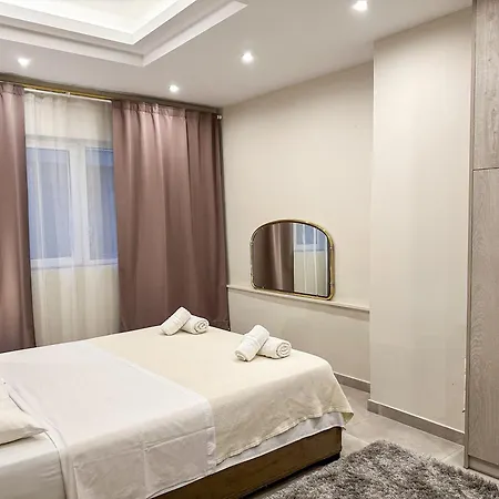 דירה Contemporary & Spacious Renovated Apartment, Dt Syntagma, /touristic Area *