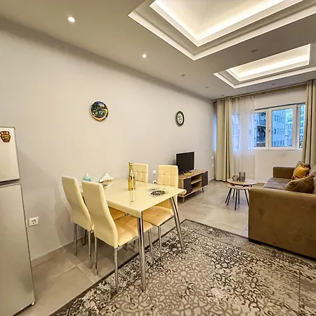 דירה Contemporary & Spacious Renovated Apartment, Dt Syntagma, /touristic Area אתונה