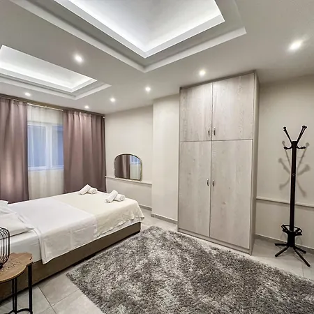 דירה Contemporary & Spacious Renovated Apartment, Dt Syntagma, /touristic Area